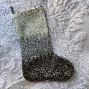 TAHARI HOME 3 Tone Shimmering Sequin Cascade Festive Holiday Glamorous Keepsake